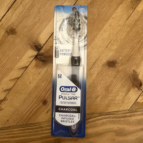 Oral-B Pulsar Vibrating Charcoal Battery Powered Toothbrush Soft Bristles NEW - Picture 1 of 7